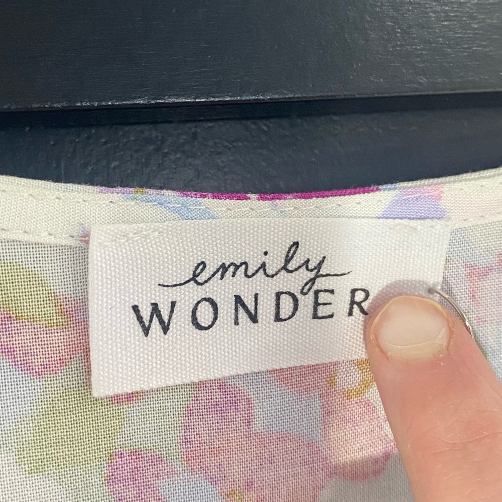 4/$16 Emily Wonder Top - Picture 4 of 5
